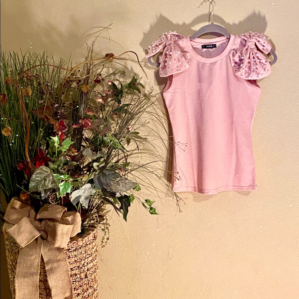 New SHEIN Pink and Pearl Top XS
